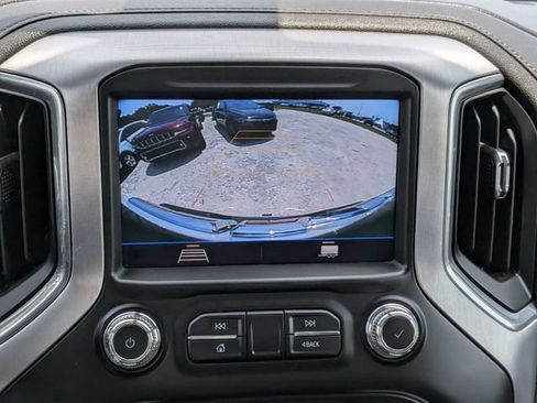 Used 2023 GMC Sierra 2500 SLE AWD/4WD image 29