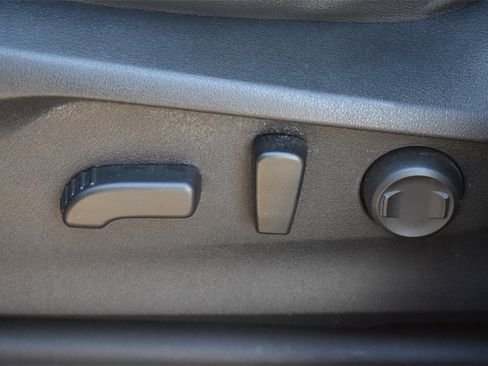 Used 2020 Subaru Ascent Limited w/ Technology Package image 32