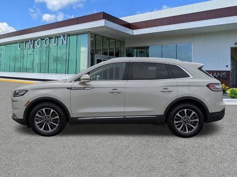 Certified 2022 Lincoln Nautilus Reserve w/ Class II Trailer Tow Package FWD image 7