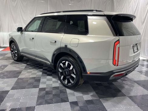 New 2027 Kia Telluride S image 3