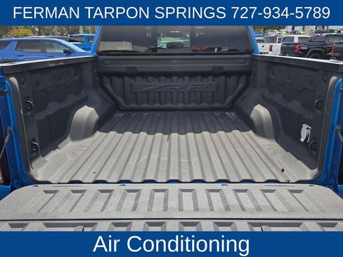 Used 2024 Chevrolet Colorado ZR2 w/ Safety Package AWD/4WD image 12