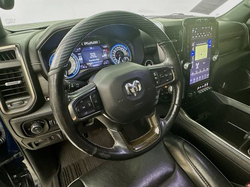 Used 2019 RAM 1500 Limited AWD/4WD image 11