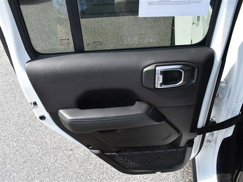 Used 2022 Jeep Wrangler Unlimited Rubicon 4xe w/ Cold Weather Group image 23