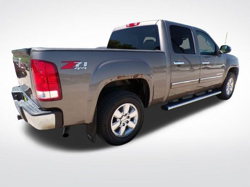 Used 2012 GMC Sierra 1500 SLE w/ Power Tech Package AWD/4WD image 7