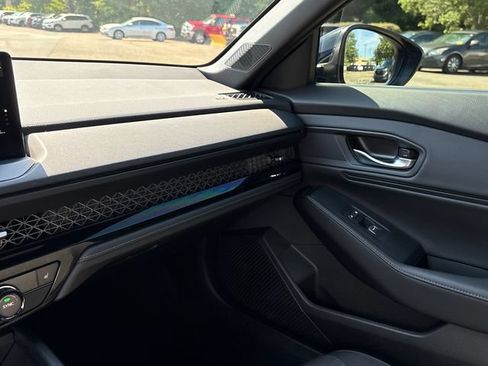 Used 2025 Honda Accord Sport image 23