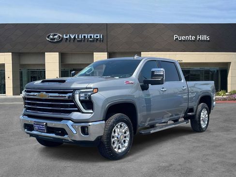 Used 2024 Chevrolet Silverado 2500 LTZ w/ LTZ Plus Package AWD/4WD image 1