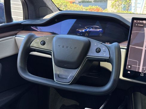 Used 2023 Tesla Model X AWD/4WD image 26