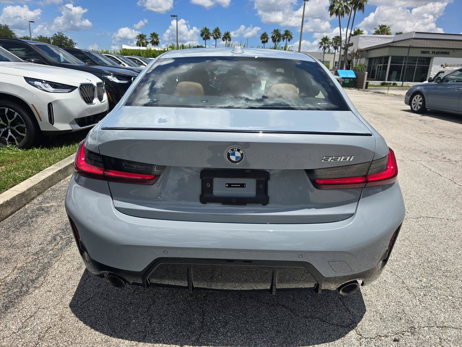 New 2026 BMW 330i Sedan w/ M Sport Package RWD image 3