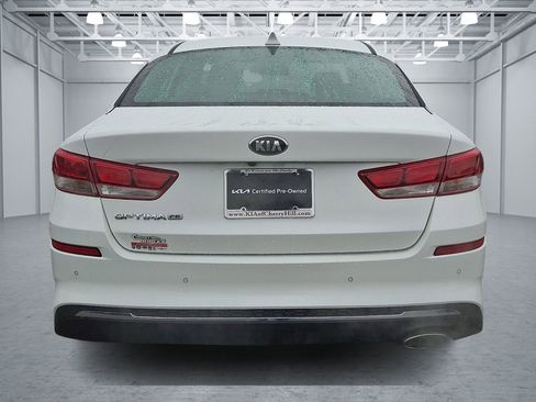 Used 2020 Kia Optima LX image 4