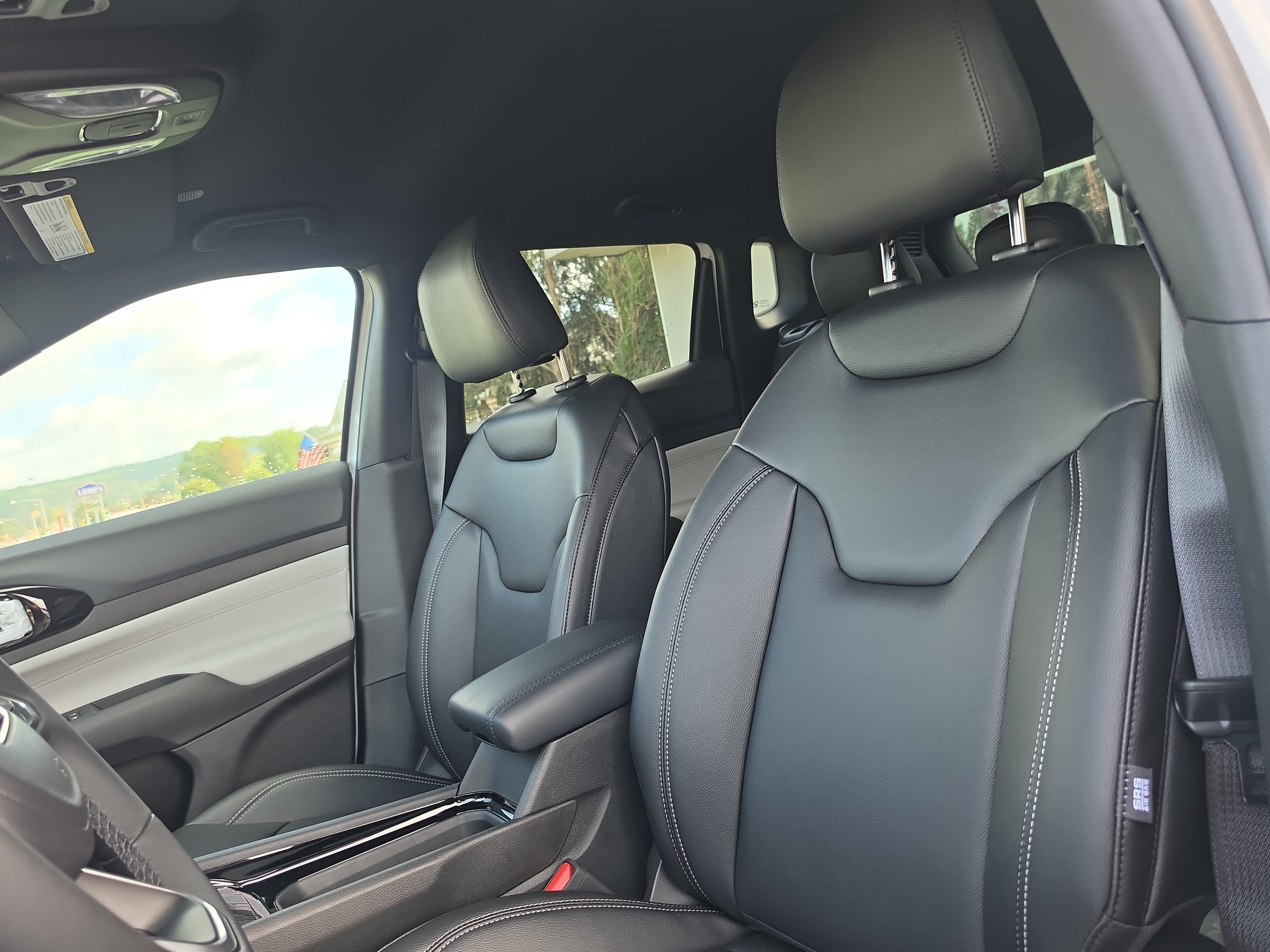 New 2026 Jeep Compass Limited AWD/4WD image 11
