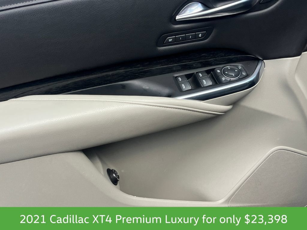 Used 2021 Cadillac XT4 Premium Luxury FWD image 11