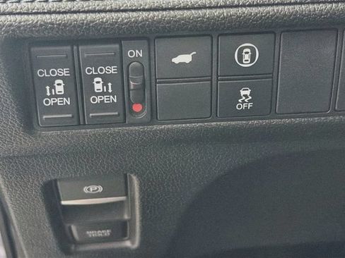Used 2024 Honda Odyssey Sport image 14