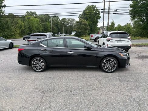 Used 2023 Nissan Altima 2.5 SL FWD image 5