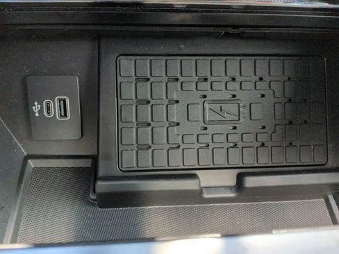 Certified 2025 Ford F150 Raptor AWD/4WD image 30