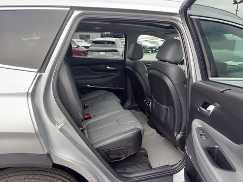 Used 2023 Hyundai Santa Fe Limited image 17