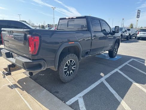 Used 2020 GMC Sierra 2500 AT4 w/ AT4 Premium Package image 9