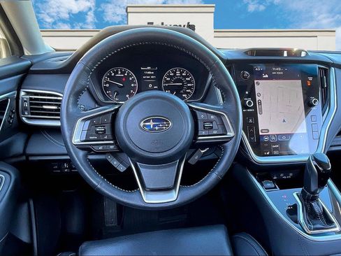 Used 2020 Subaru Outback Limited image 5
