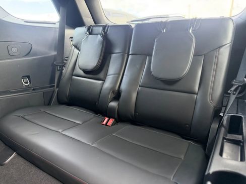 Used 2025 Ford Explorer ST image 50