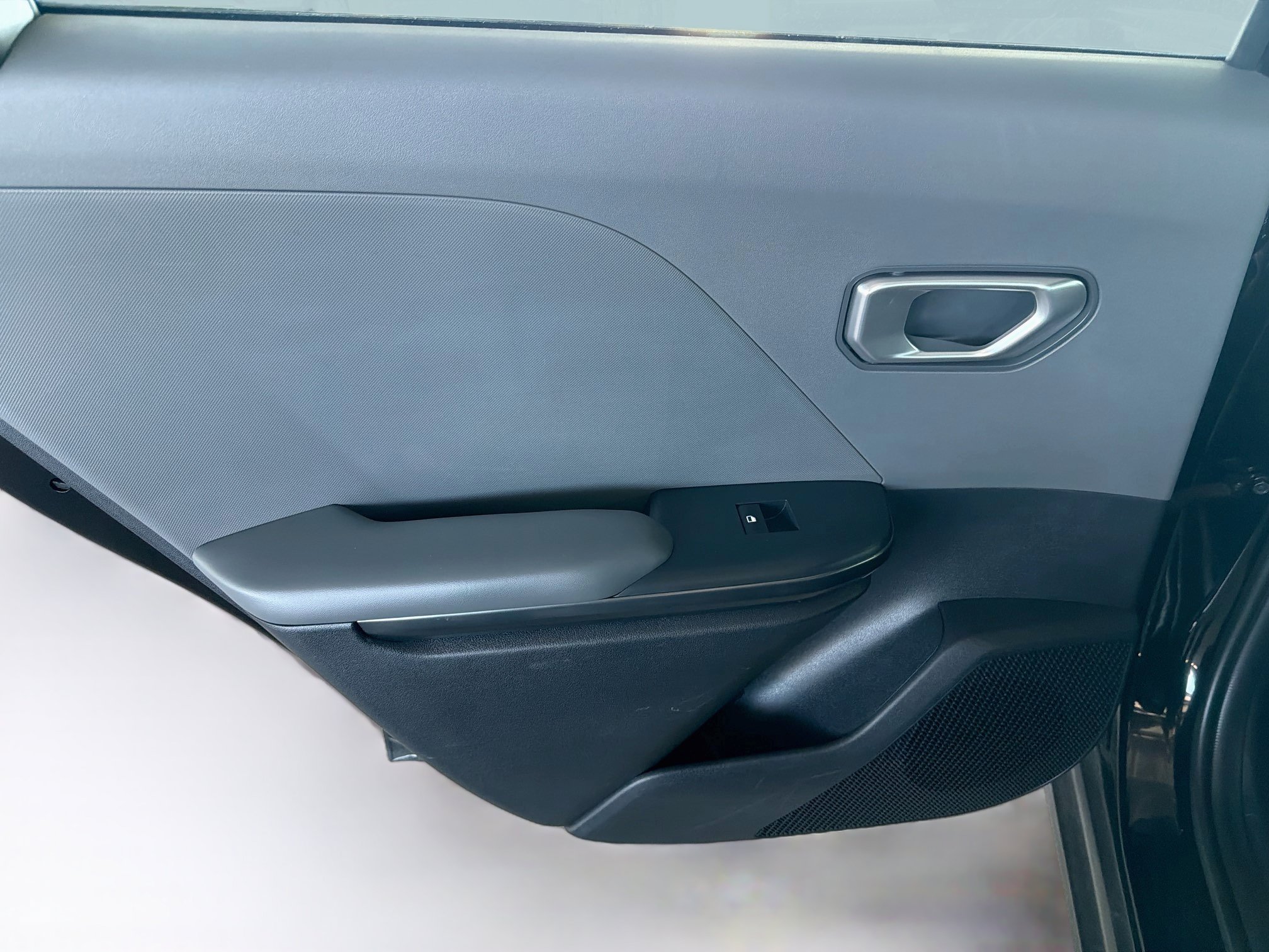 Used 2025 Kia K4 FWD image 24
