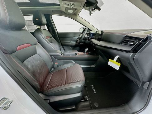 New 2026 Nissan Kicks SR w/ SR Premium Package image 23