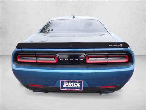 Used 2021 Dodge Challenger R/T Scat Pack RWD image 3