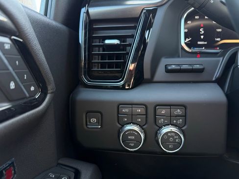 Used 2026 GMC Sierra 1500 AT4 w/ AT4 Premium Package AWD/4WD image 13