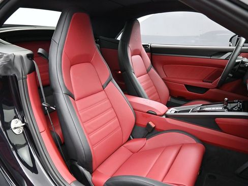 New 2025 Porsche 911 Carrera image 28