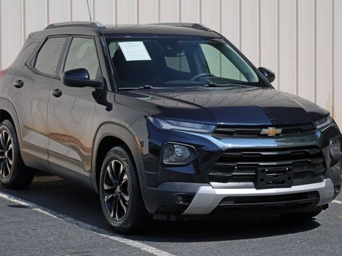 Used 2021 Chevrolet TrailBlazer LT FWD image 49