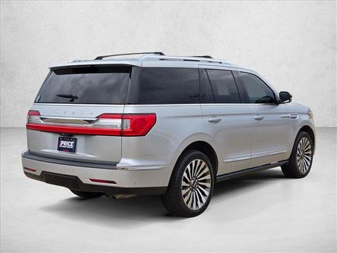Used 2019 Lincoln Navigator Reserve w/ Cargo Package AWD/4WD image 5
