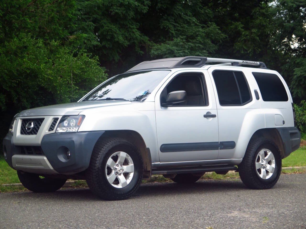 Used 2011 Nissan Xterra S w/ 4X4 Value Package image 1