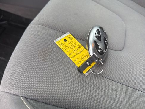 Used 2024 Hyundai Elantra SEL FWD image 32