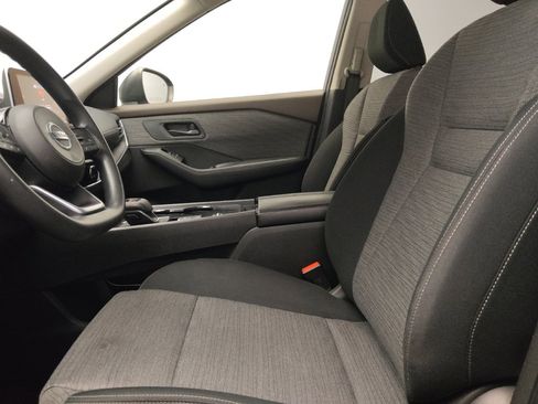 Used 2021 Nissan Rogue S image 17