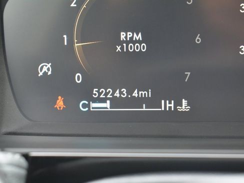 Used 2022 Lincoln Corsair Reserve w/ Equipment Group 201A image 15