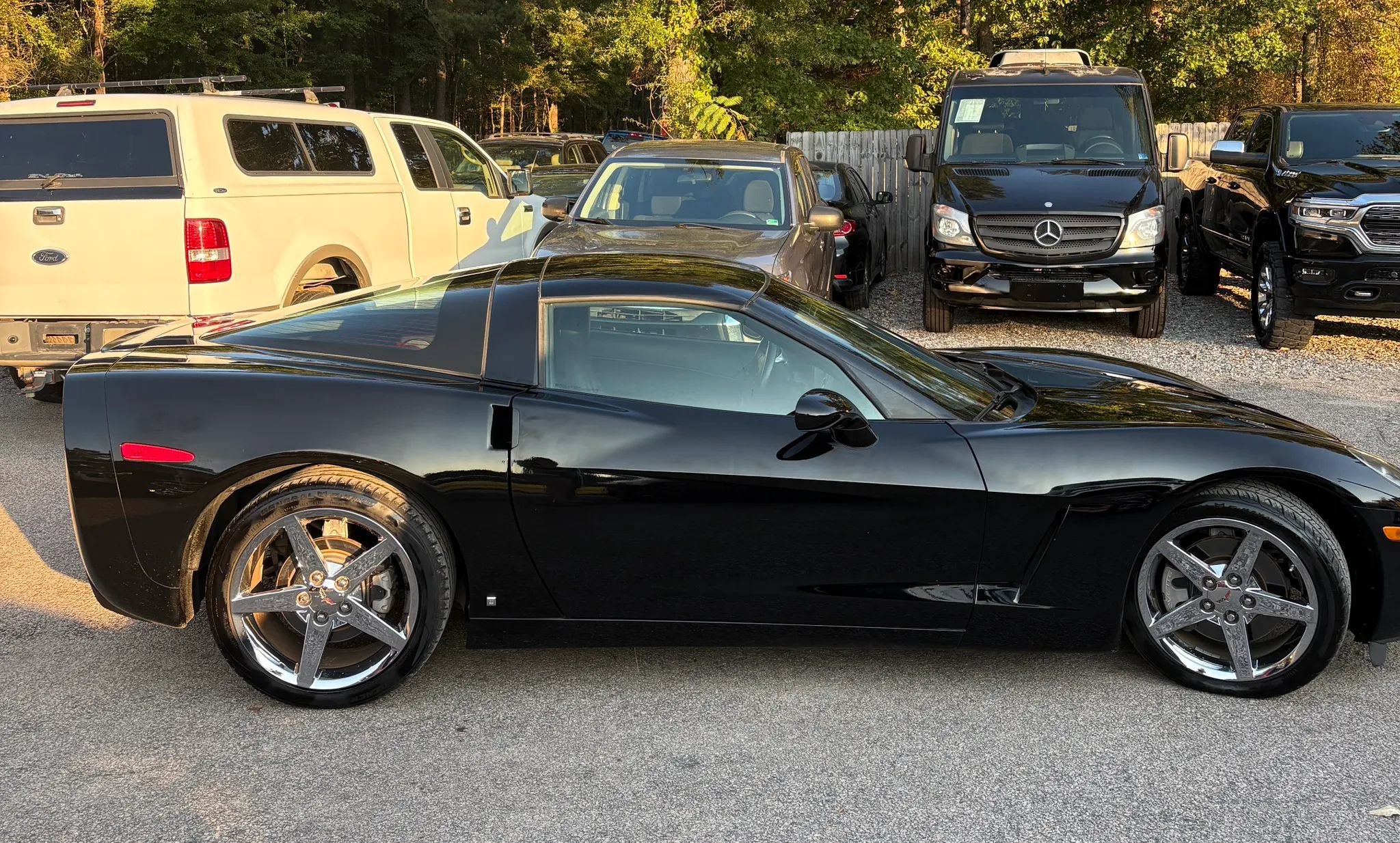Used 2008 Chevrolet Corvette Coupe w/ Preferred Equipment Group RWD image 7