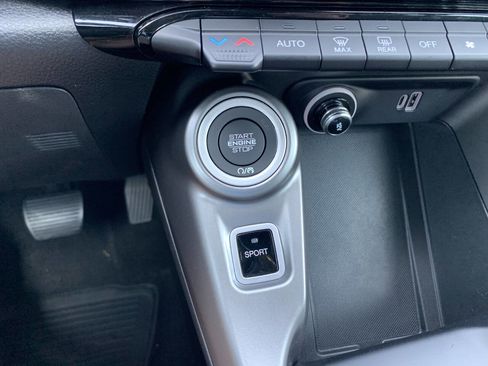 Used 2024 Dodge Hornet R/T image 5