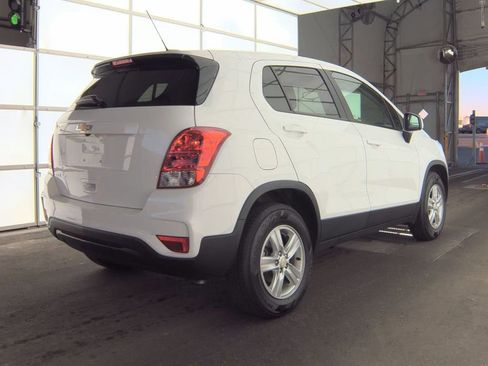 Used 2021 Chevrolet Trax LS w/ Tint and Cruise Package AWD/4WD image 3