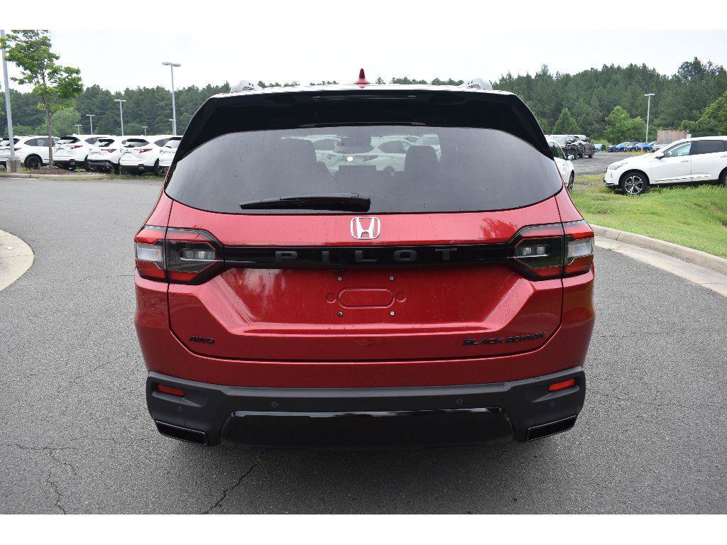 New 2026 Honda Pilot Black Edition image 6