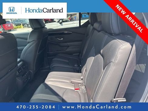 Used 2025 Honda Pilot EX-L image 8