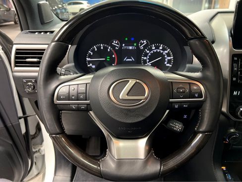 Certified 2023 Lexus GX 460 Premium w/ Premium Package image 11