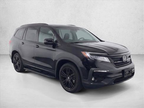 Used 2020 Honda Pilot Black Edition image 3