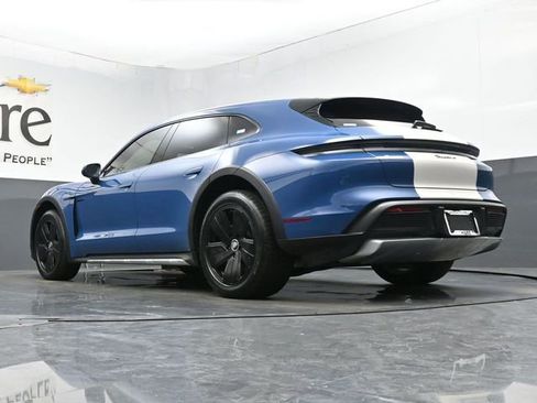 Used 2021 Porsche Taycan 4 Cross Turismo AWD/4WD image 5