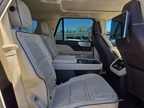 Used 2019 Lincoln Navigator Black Label image 14