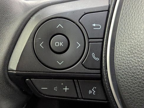 Used 2023 Toyota Corolla SE image 16