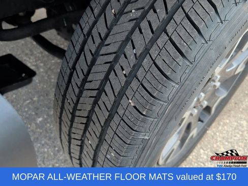 Used 2024 Jeep Wrangler Sahara w/ Technology Group AWD/4WD image 10