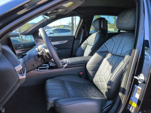 Certified 2024 BMW 760i xDrive 760i xDrive w/ Premium Package 2 image 16