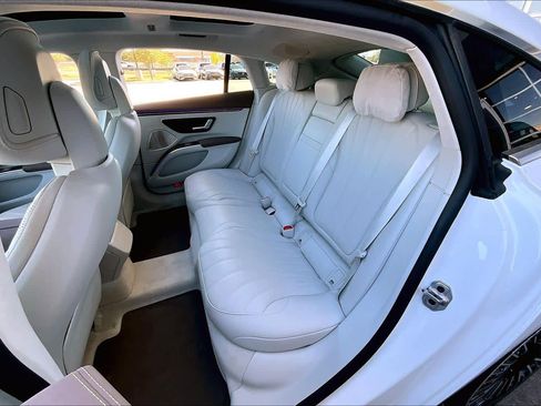 Used 2023 Mercedes-Benz EQS 580 EQS 580 image 20