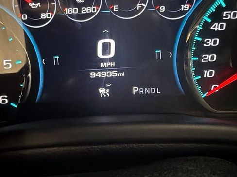 Used 2018 GMC Yukon Denali w/ Open Road Package AWD/4WD image 6