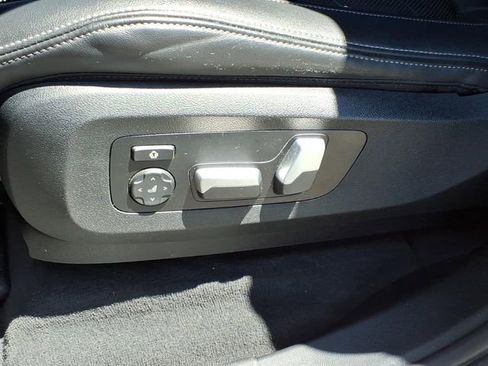 Used 2023 BMW X5 xDrive45e AWD/4WD image 7