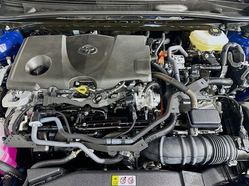 Used 2025 Toyota Camry SE w/ Convenience Package image 30