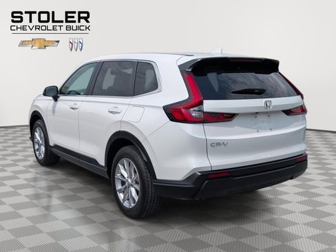 Used 2024 Honda CR-V EX image 3